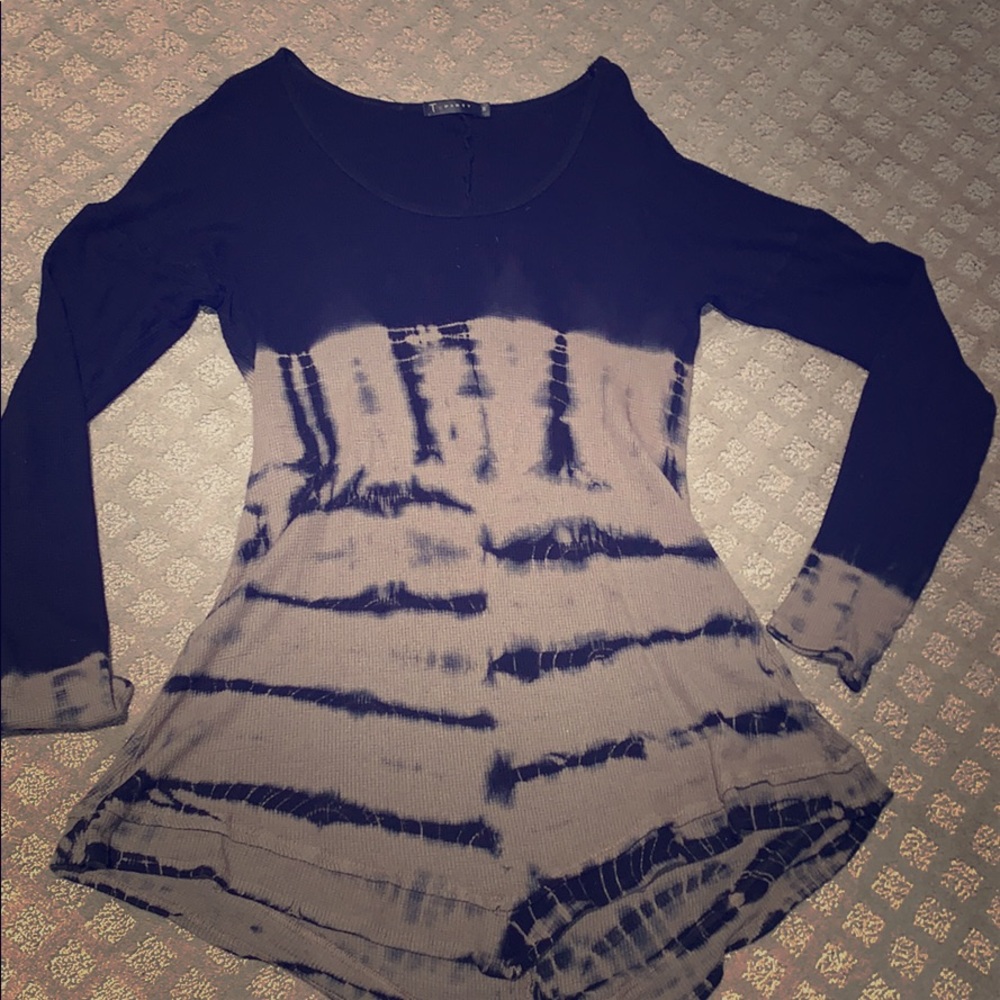 T Party sz Small black and olive tie dye tunic